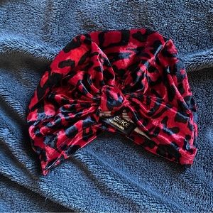 Animal print velvet turban hat
